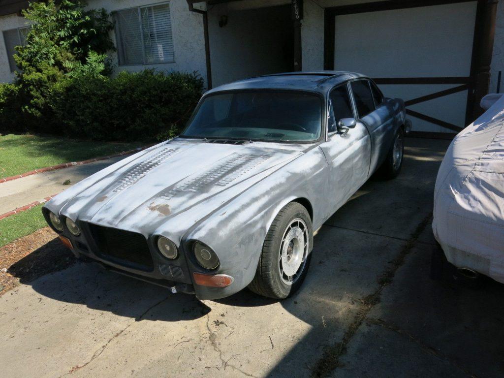 1972 Jaguar XJ 6 with 406 Small Block Chevy Conversion