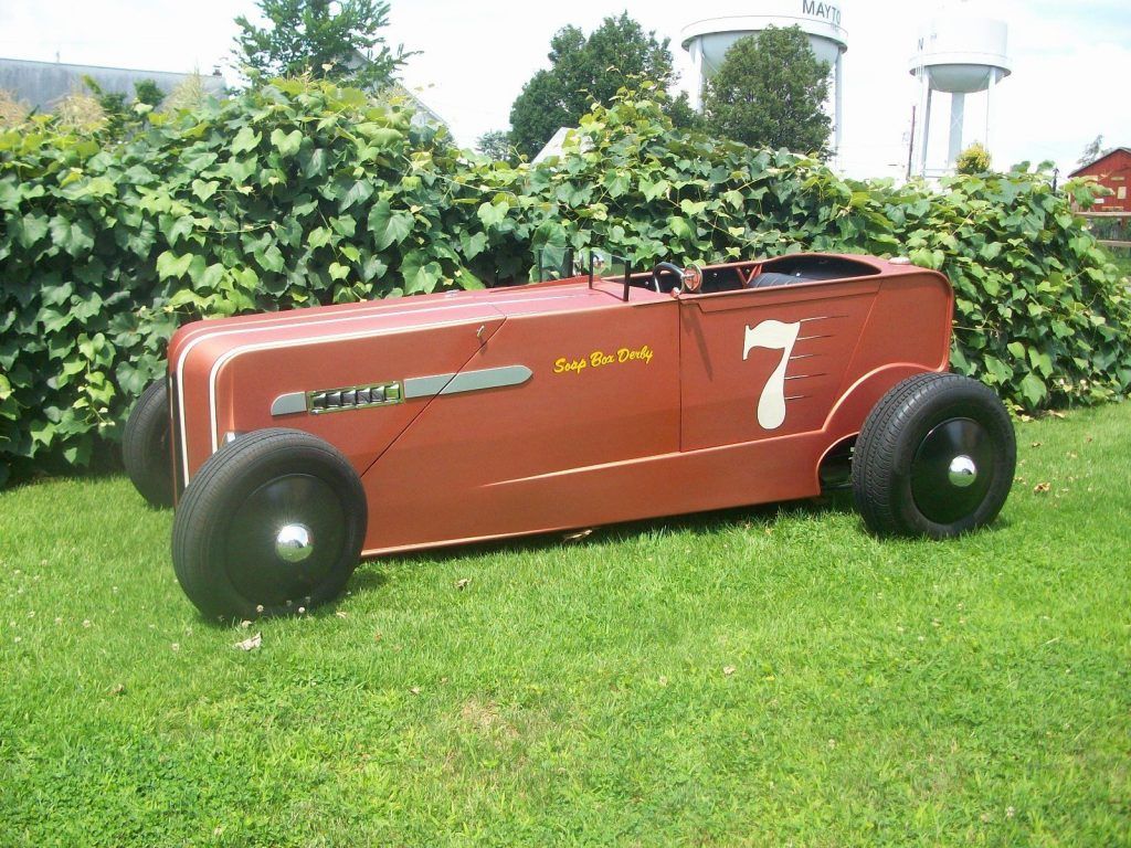 Custom handbuilt, one of a kind, Speedway T chassis, Chevolet Motor roadster