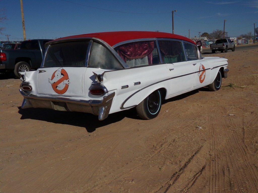 Ghost of Ghostbusters 1959 Pontiac Superior Coach Corp Ambulance/Hearse