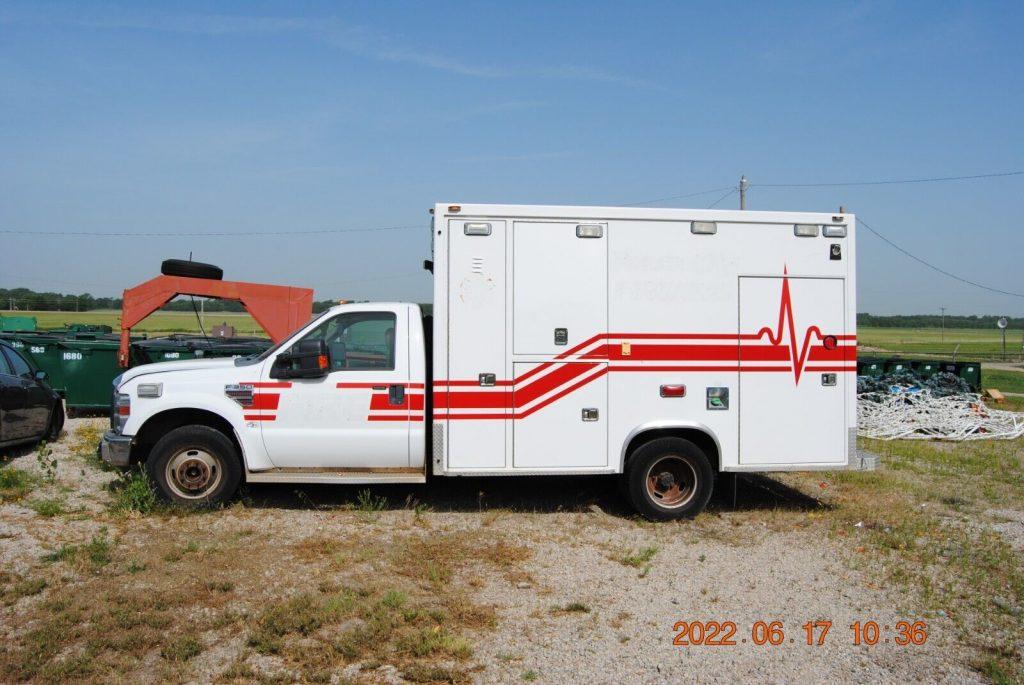 2010 Ford F-350 retired ambulance