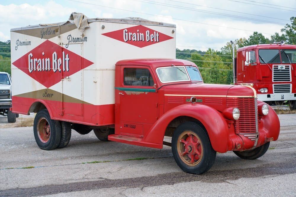 1939 Diamond T Deluxe Beer Truck