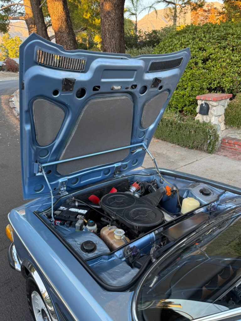 1975 BMW L9 3.0cs European Classic CAR Fjord Metallic BLUE Velore Seats 4 Speed