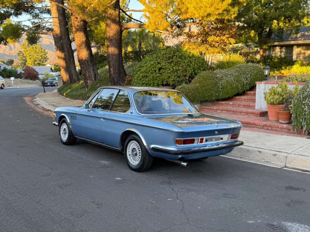 1975 BMW L9 3.0cs European Classic CAR Fjord Metallic BLUE Velore Seats 4 Speed
