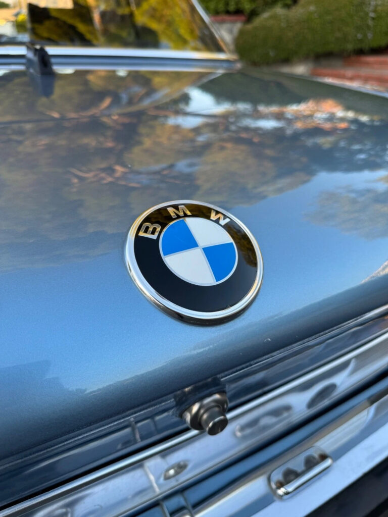 1975 BMW L9 3.0cs European Classic CAR Fjord Metallic BLUE Velore Seats 4 Speed