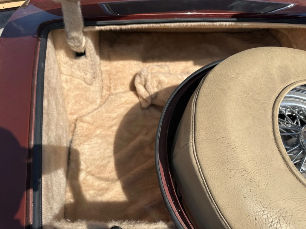 1981 Stutz Blackhawk