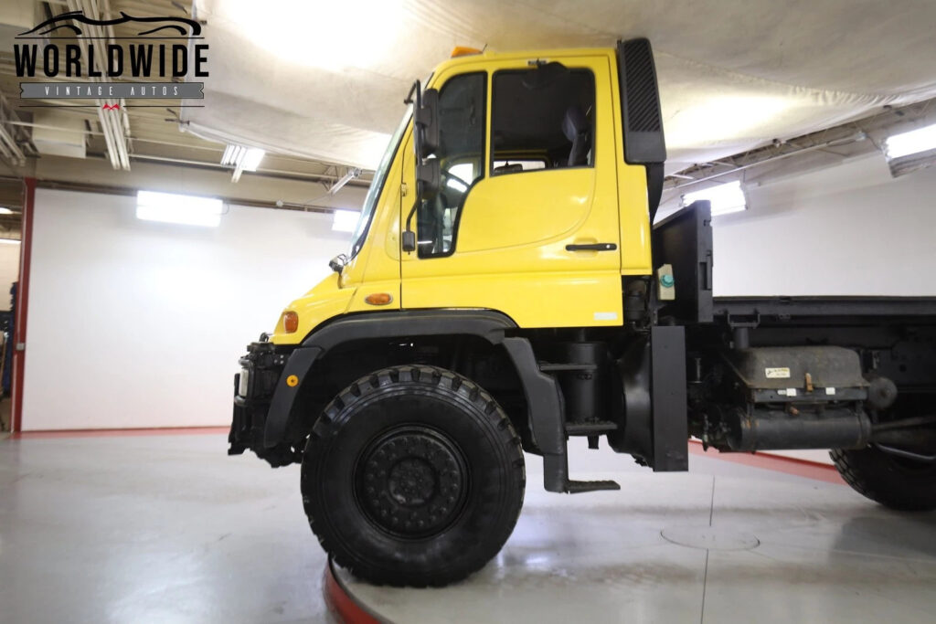 2003 Mercedes-Benz Ultra RARE Modern LHD Turbo Diesel Portal Axles Recent Service