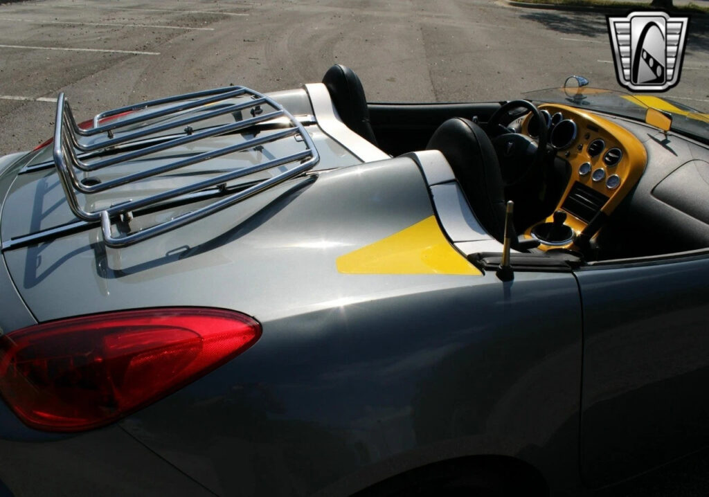 2006 Pontiac Solstice Replica