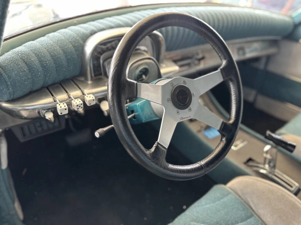 1954 Kaiser Manhattan