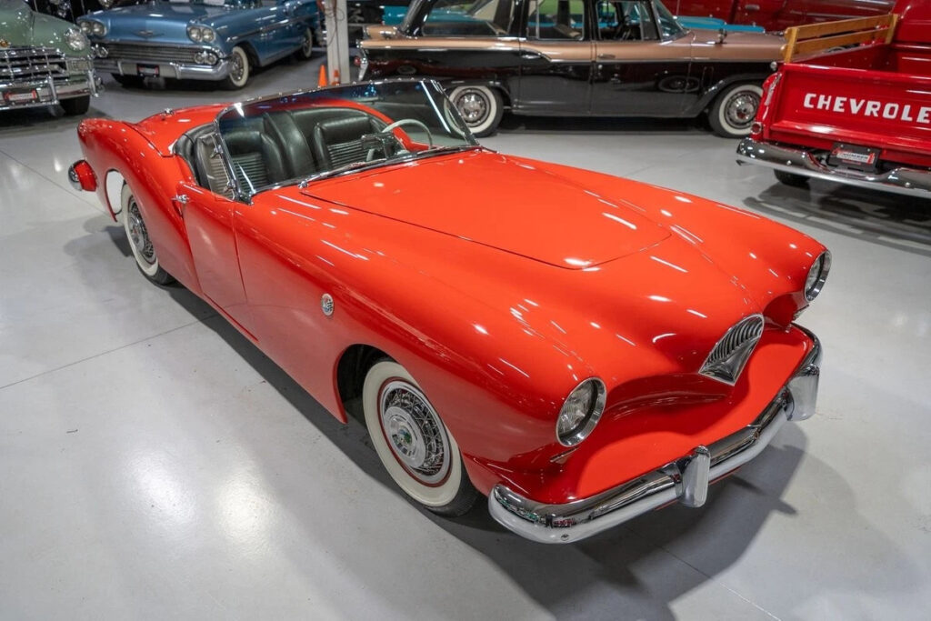 1954 Kaiser Sports Roadster