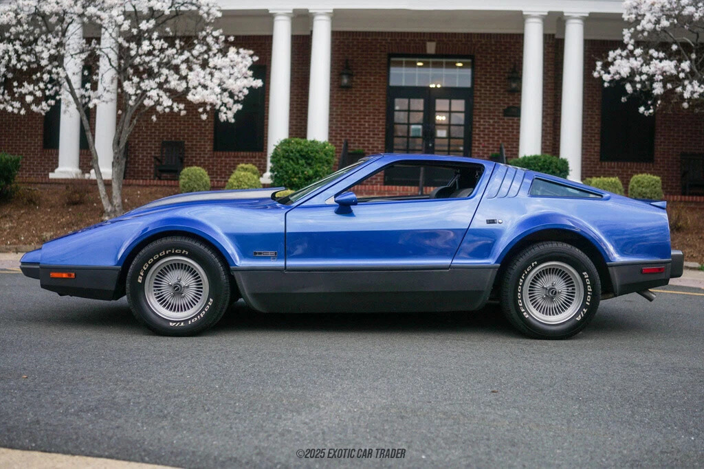 1975 Bricklin SV-1