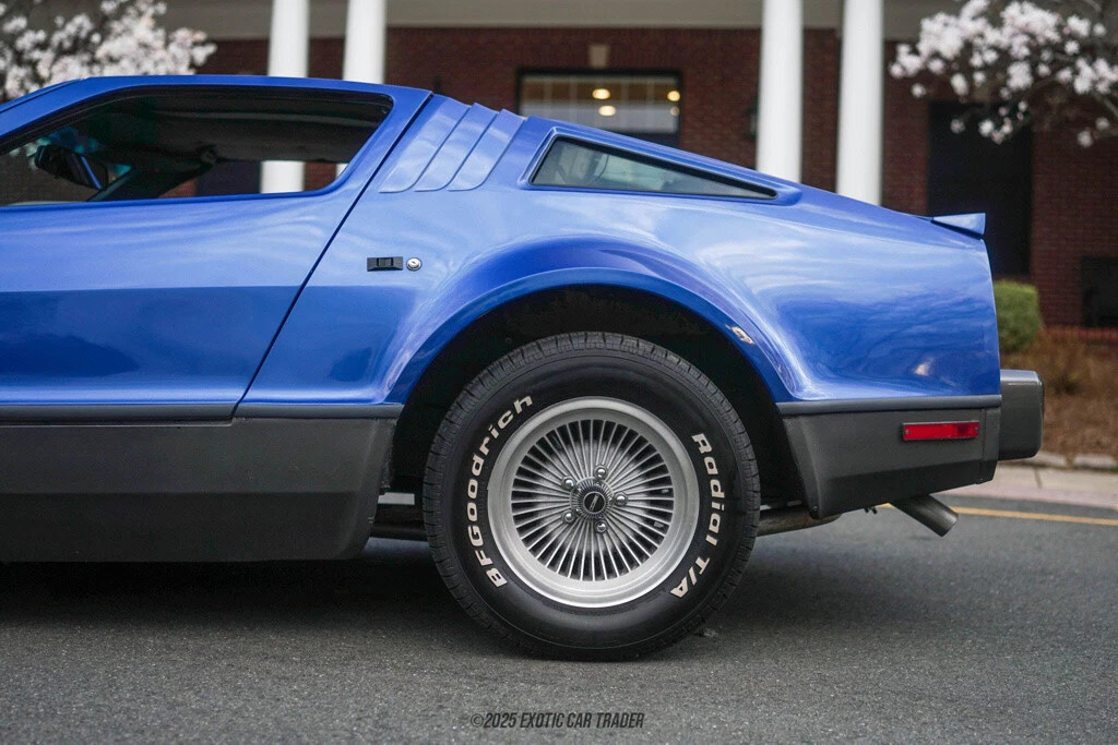 1975 Bricklin SV-1