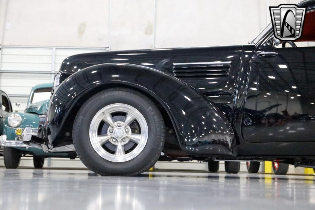 Black 1941 Graham Hollywood Sedan 350cid V8 700r4