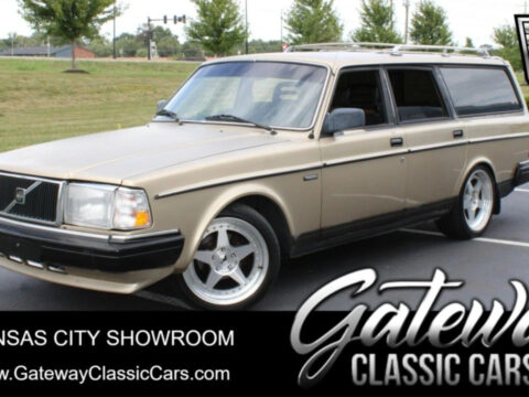 Gold 1989 Volvo 240 Series 4 Cylinder Turbo Manual for sale